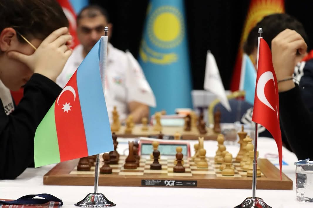 Gaziantep’te Satranç Tarihine Geçen Çifte Şampiyona Heyecanı Sürüyor!