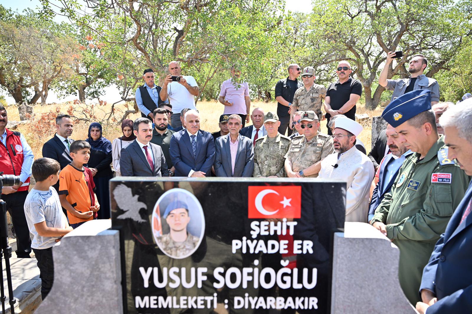 15 Temmuz Şehitleri Diyarbakır’da Dualarla Anıldı