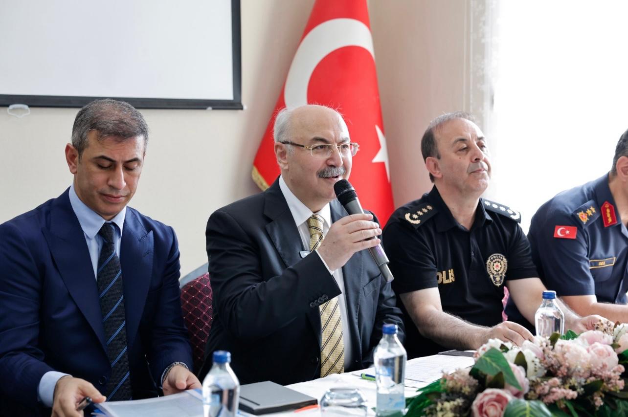 Adana Valisi Köşger’den Yüreğir’e Ziyaret: “Birlikte Daha Güçlü Bir Toplum İnşa Edeceğiz”