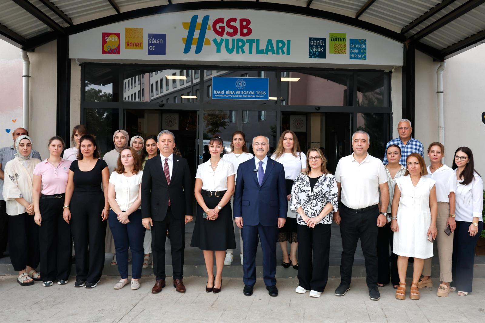 Adana’ya 1 Milyar 190 Milyon Liralık Yurt Yatırımı