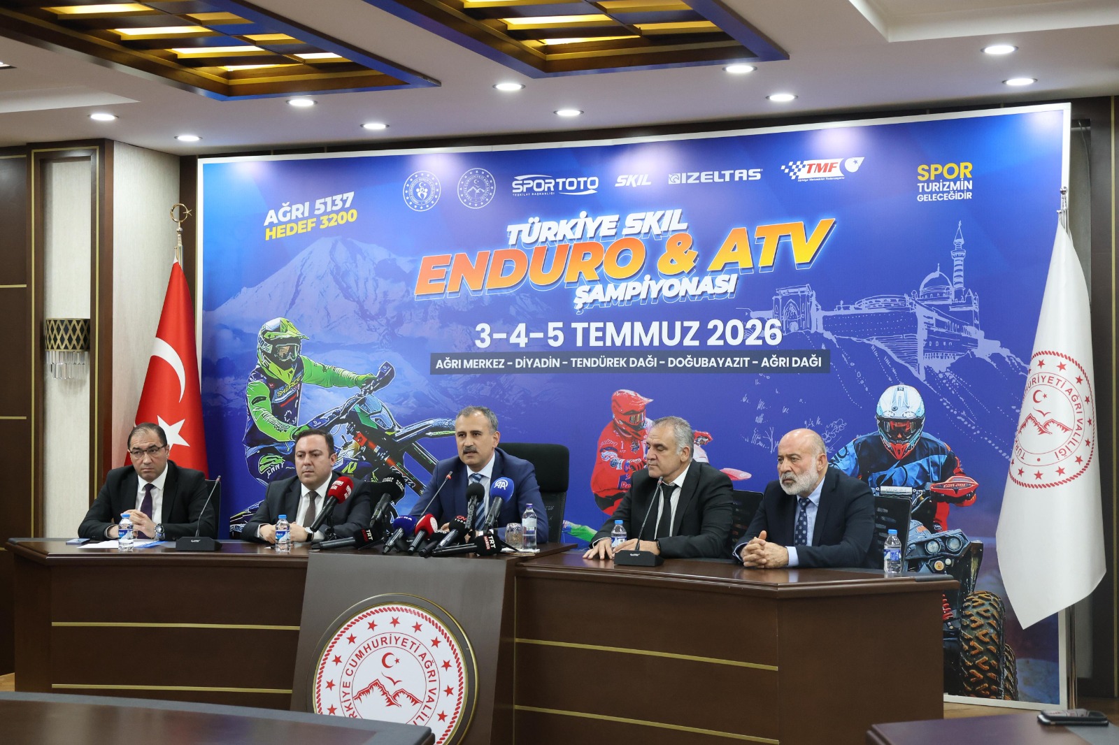 Ağrı’da tarihi zirve Enduro tutkunları 3200 rakımda buluşuyor