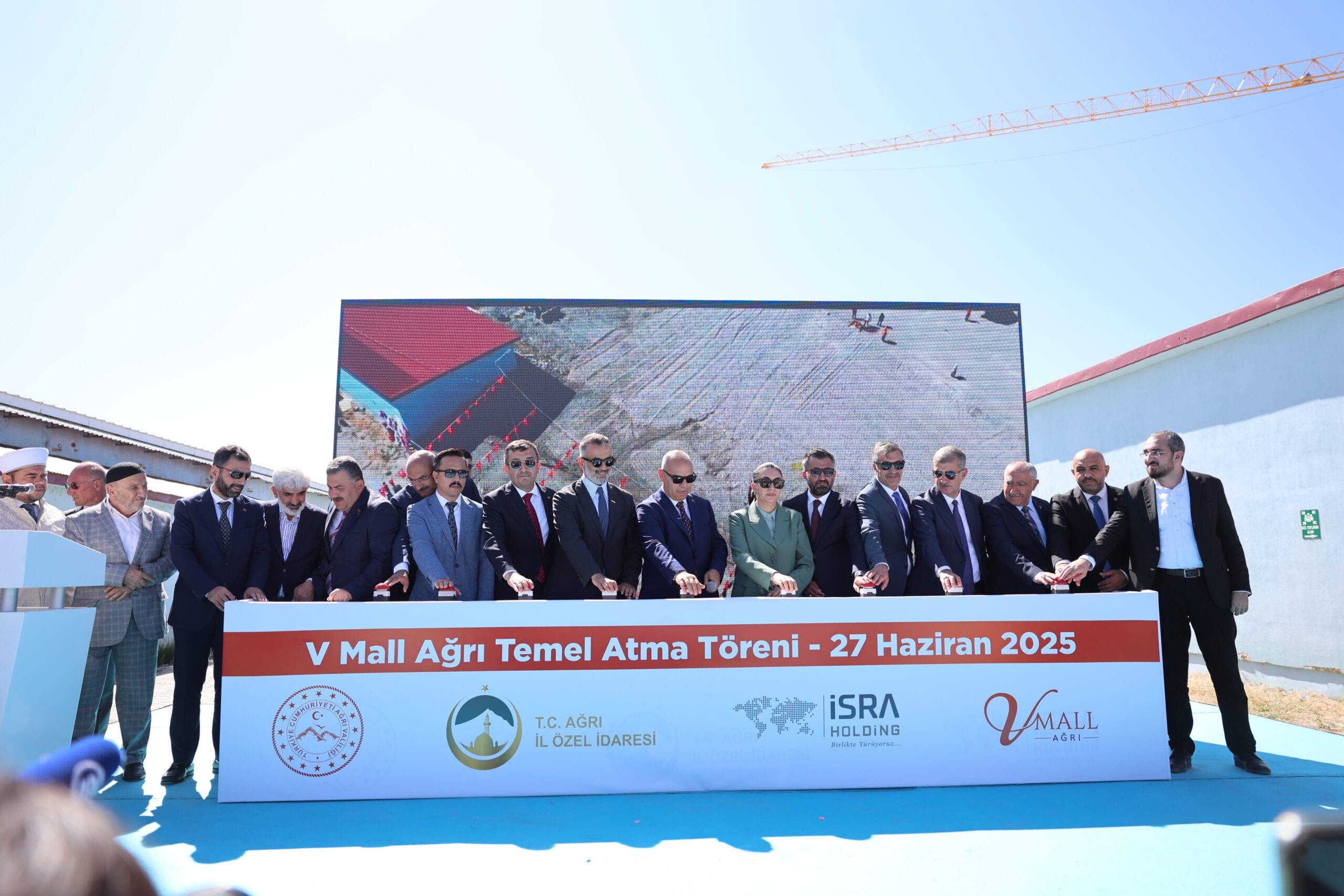 “Ağrı’nın yeni zirvesi, bölgenin dünyaya açılan kapısı olacak”