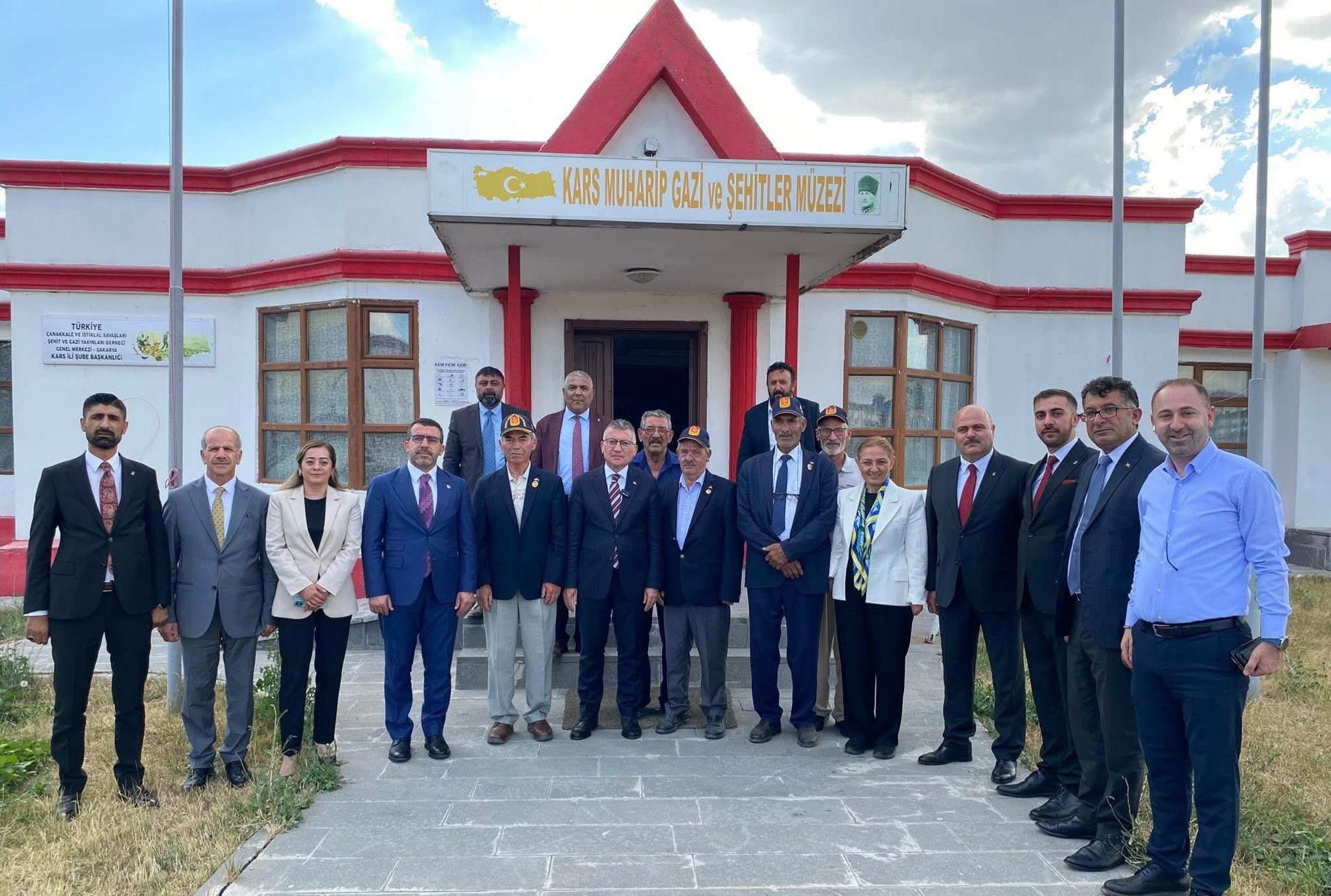 AK Parti Grup Başkanı Abdullah Güler’den Kars Muharip Gaziler Derneği’ne Anlamlı Ziyaret