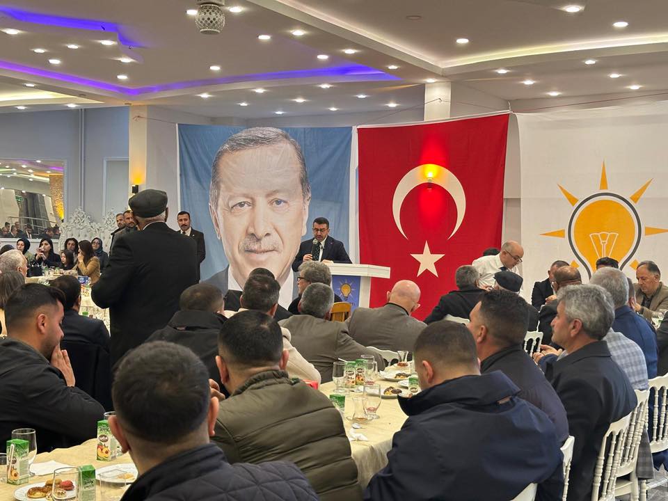 AK Parti Kars İl Başkanlığı’nda Bayramlaşma Programı gerçekleştirildi