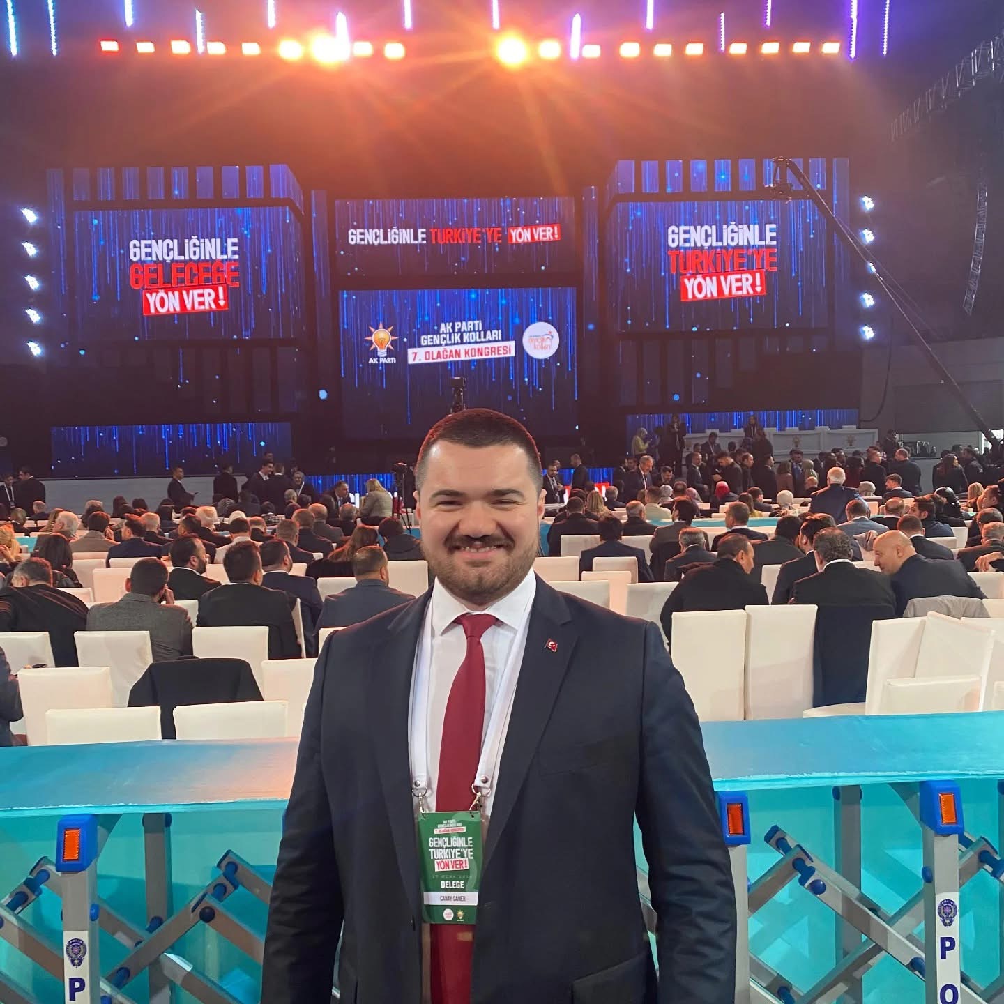 AK Parti Yalova İl Gençlik Kolları Başkanı Görevinden Ayrıldı