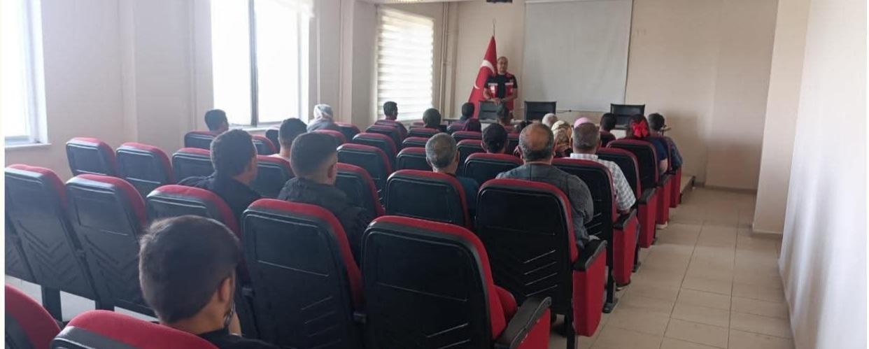 Akyaka’da Kadına Zorla Evliliklerle Mücadele Eğitimi Verildi