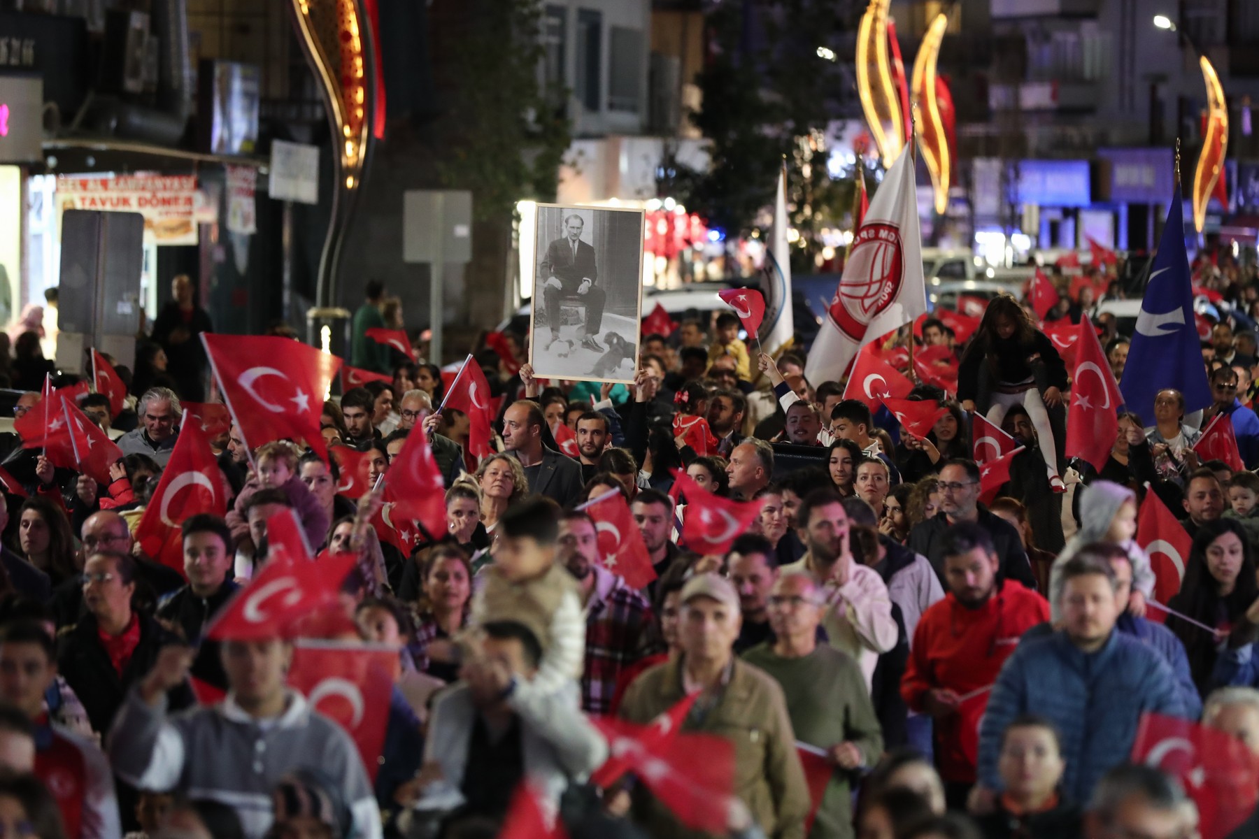 Aliağa’da Cumhuriyet’in 102’nci Yılı Coşkuyla Kutlandı