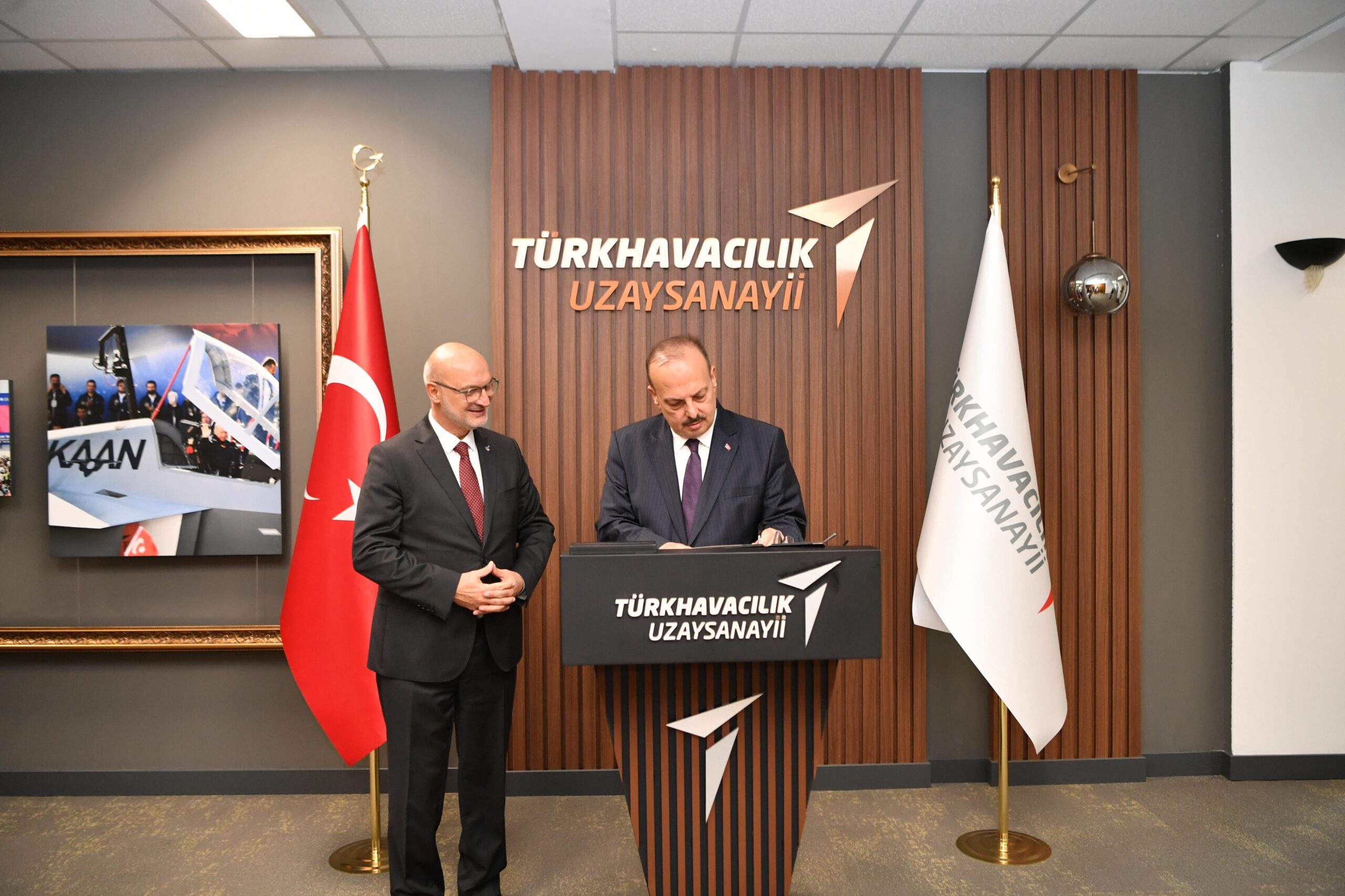 Ankara Valisi Canbolat TUSAŞ Tesislerini Ziyaret Etti