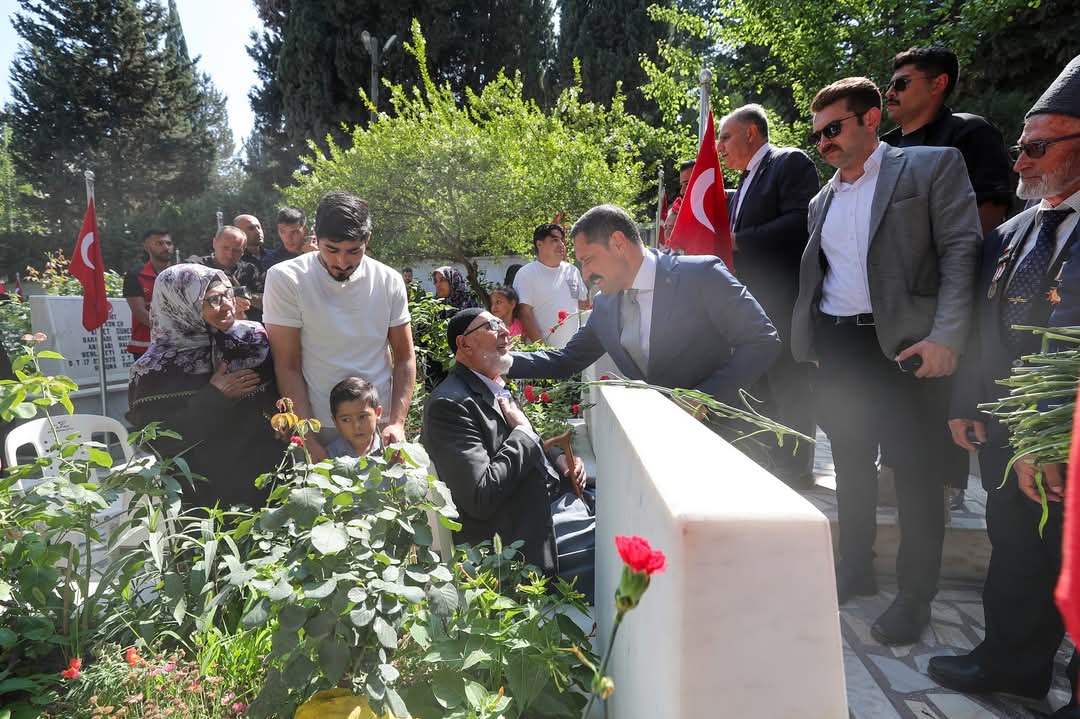 Antakya Şehitliğinde Aziz Şehitler Dualarla Anıldı