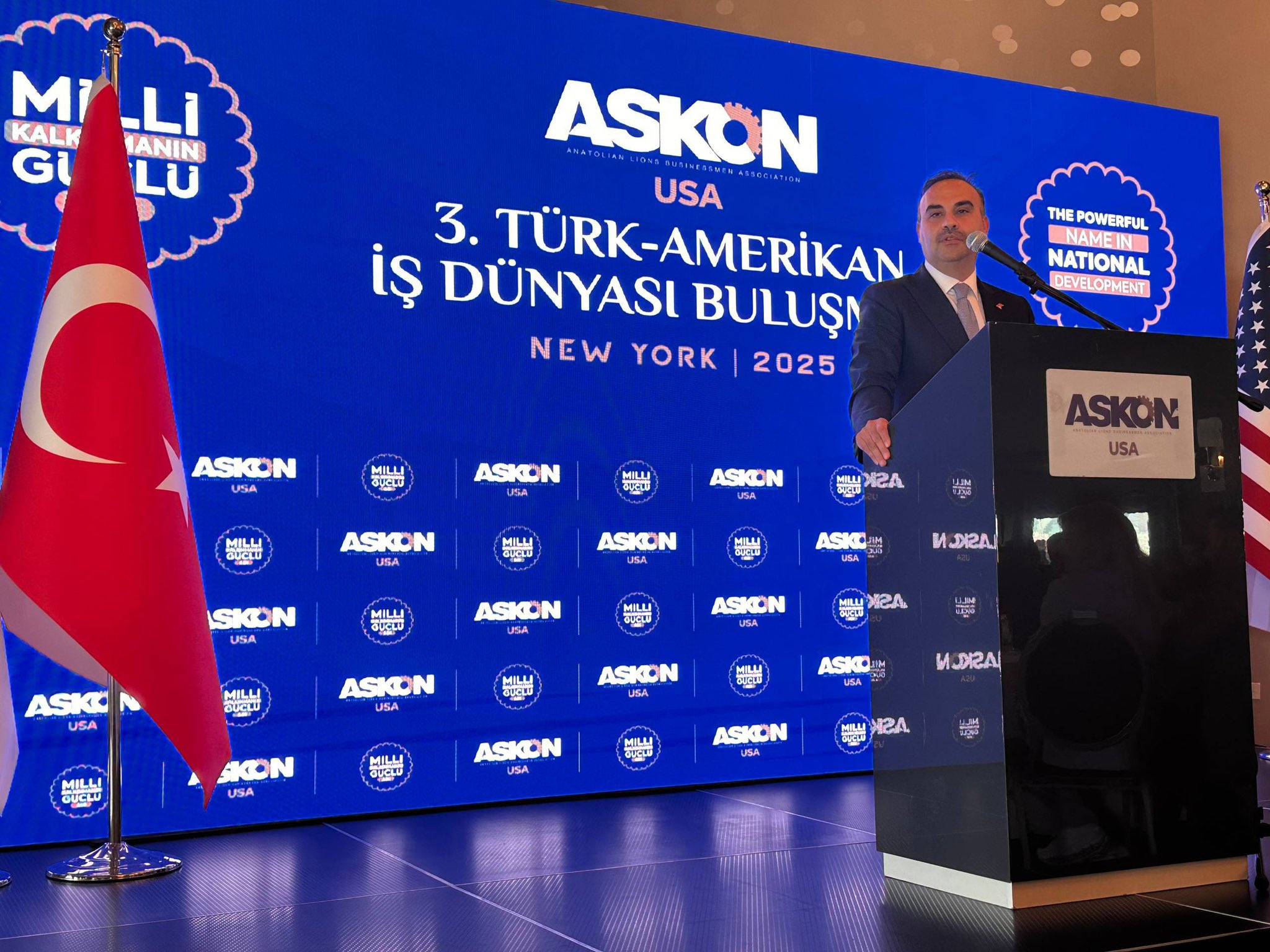 Bakan Kacır, New York’ta Türk-Amerikan İş Dünyası Buluşmasına Katıldı