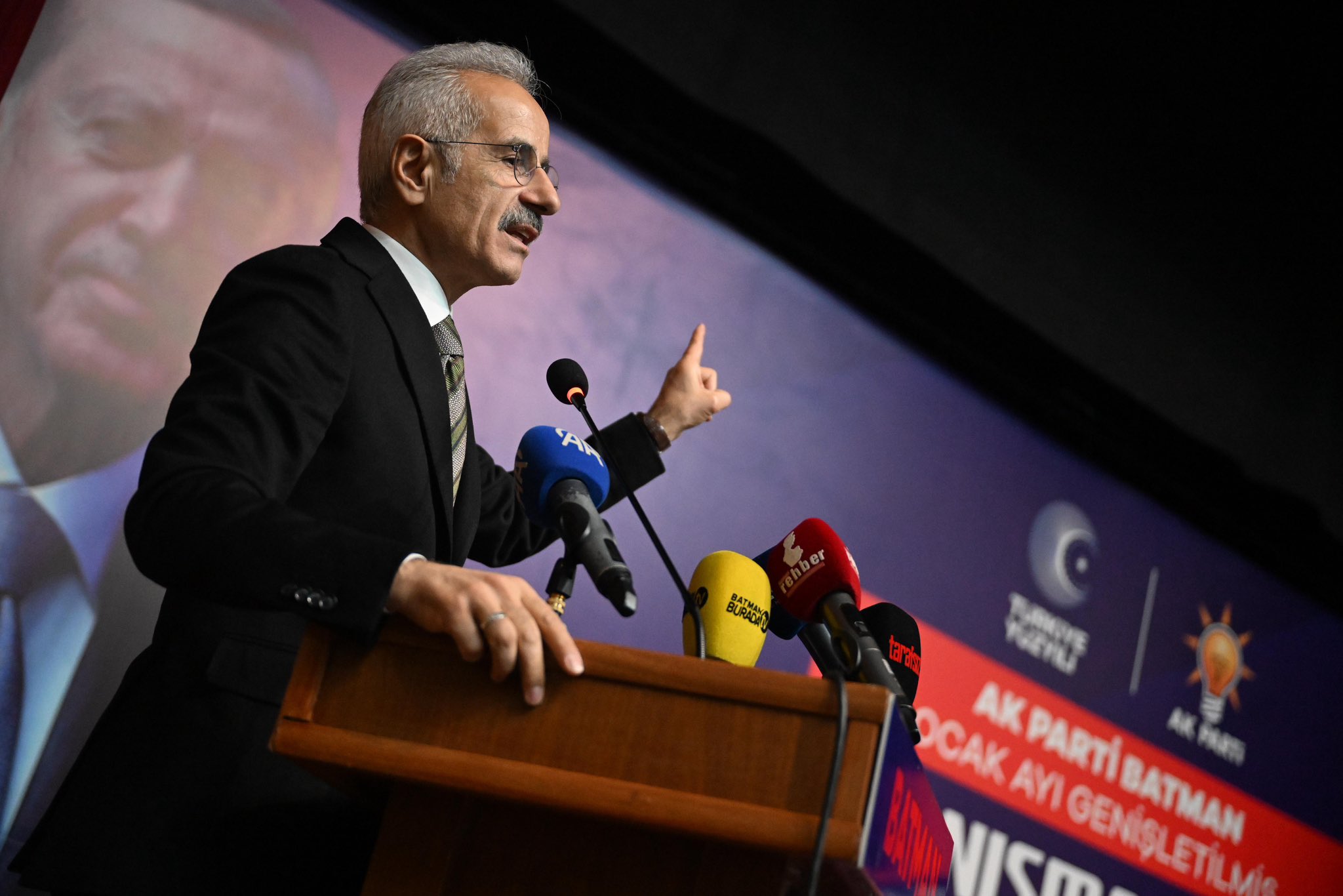 Bakan Uraloğlu Batman’da Konuştu: “Sadece Terörsüz Türkiye Değil, Terörsüz Bölge İnşa Edeceğiz”