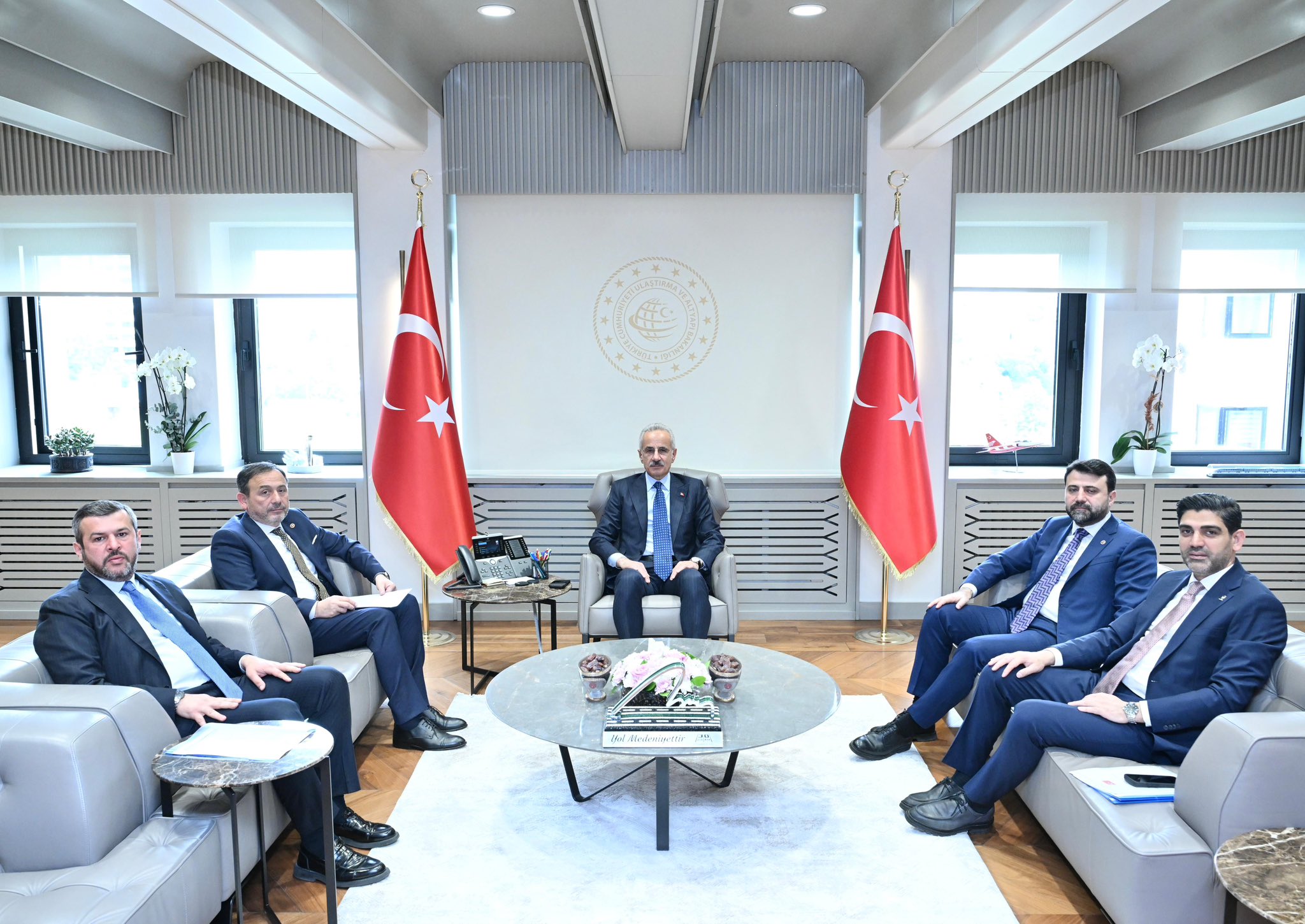 Bakan Uraloğlu Karabük Heyetini Kabul Etti: “Üreten Karabük İçin Çalışıyoruz”
