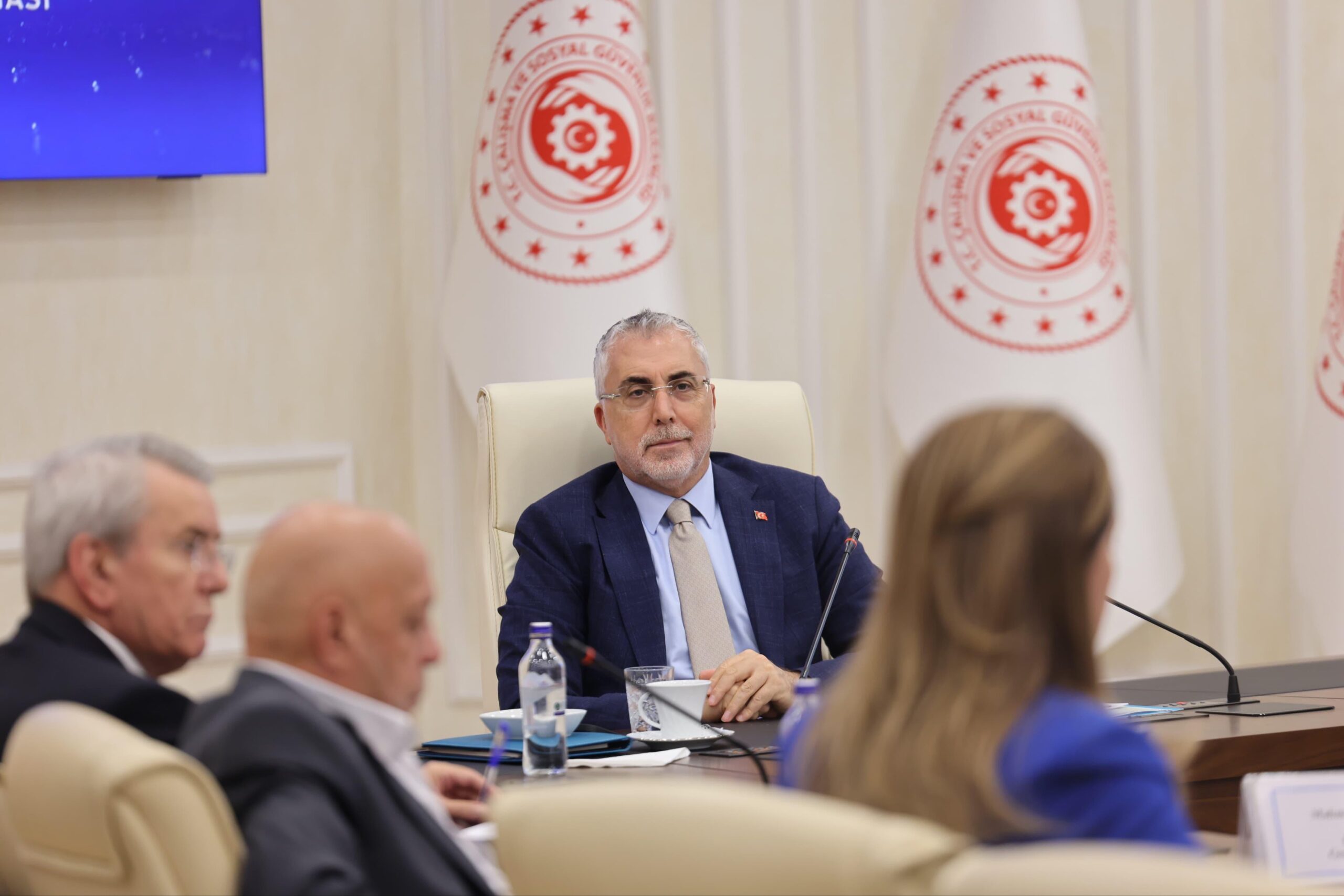 Bakan Vedat Işıkhan: “Sendikal Faaliyetlerin Dijitalleşmesi Stratejik Bir Zorunluluk”