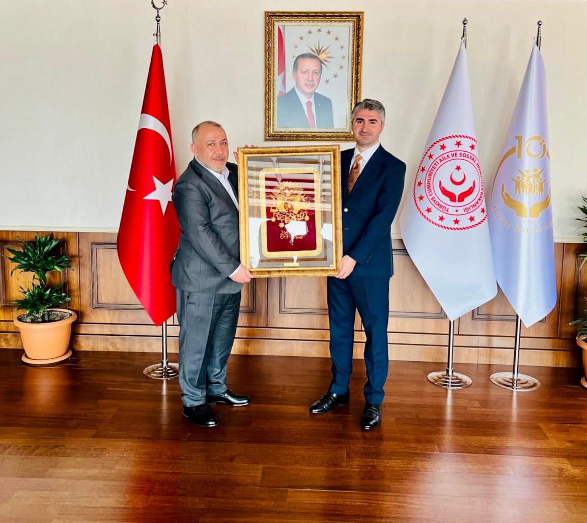 Bakan Yardımcısı Tarıktaroğlu’na Anlamlı Ziyaret: Şehit Aileleri ve Gaziler İçin Güçlü Dayanışma Mesajı