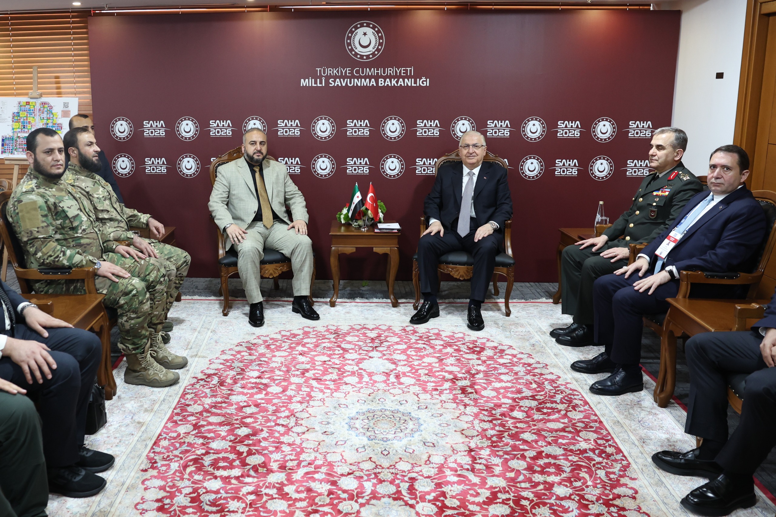 Bakan Yaşar Güler, Suriyeli Mevkidaşı ile Bir Araya Geldi