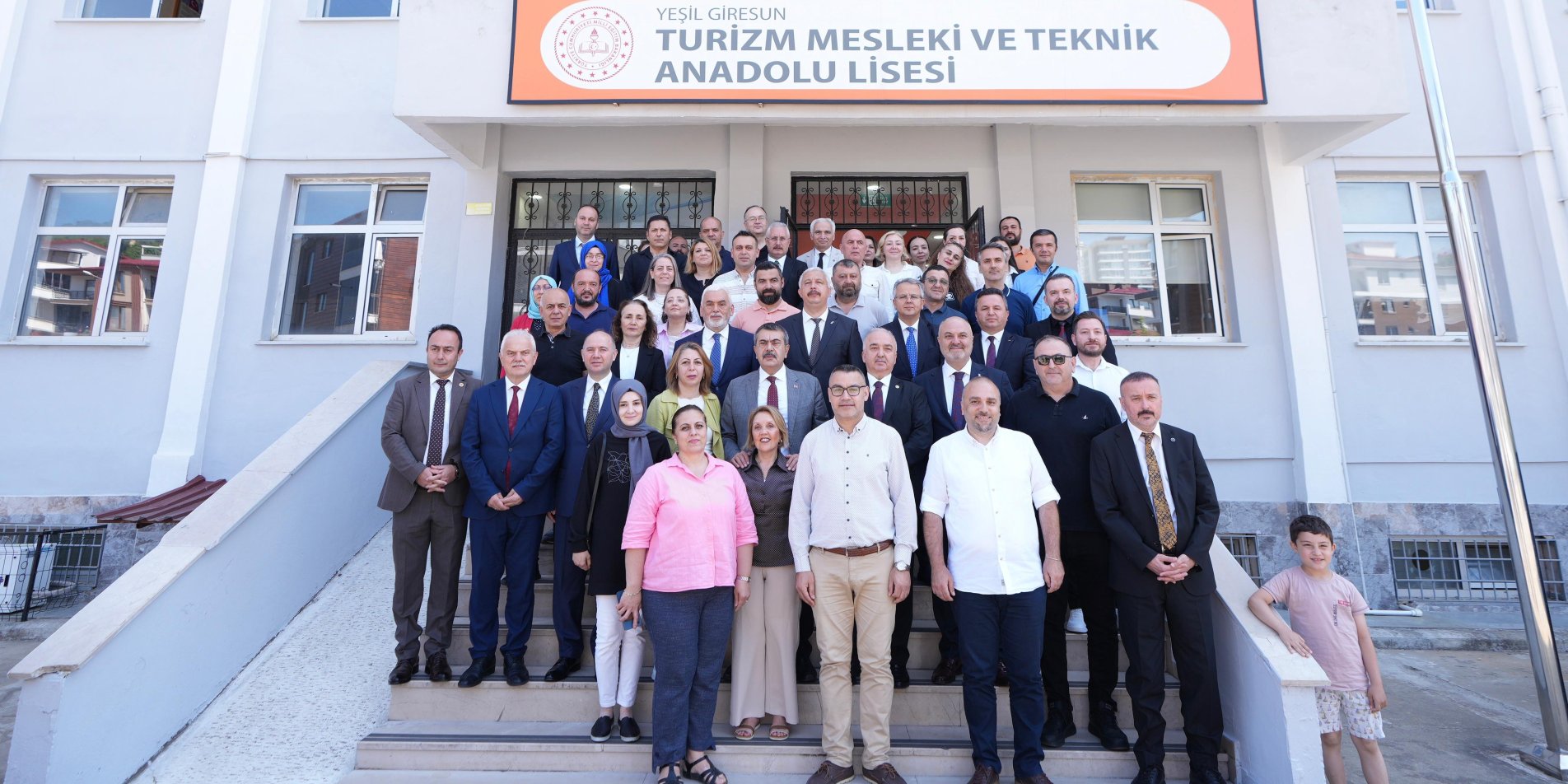 Bakan Yusuf Tekin Giresun’da Öğretmenlerle Buluştu