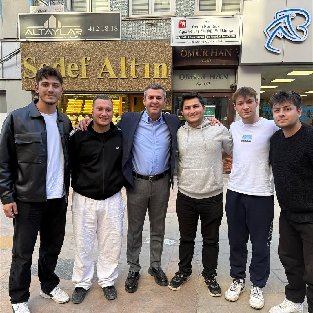 Başkan Özkan Çetinkaya Şehir Merkezi Caddelerinde İncelemelerde Bulundu