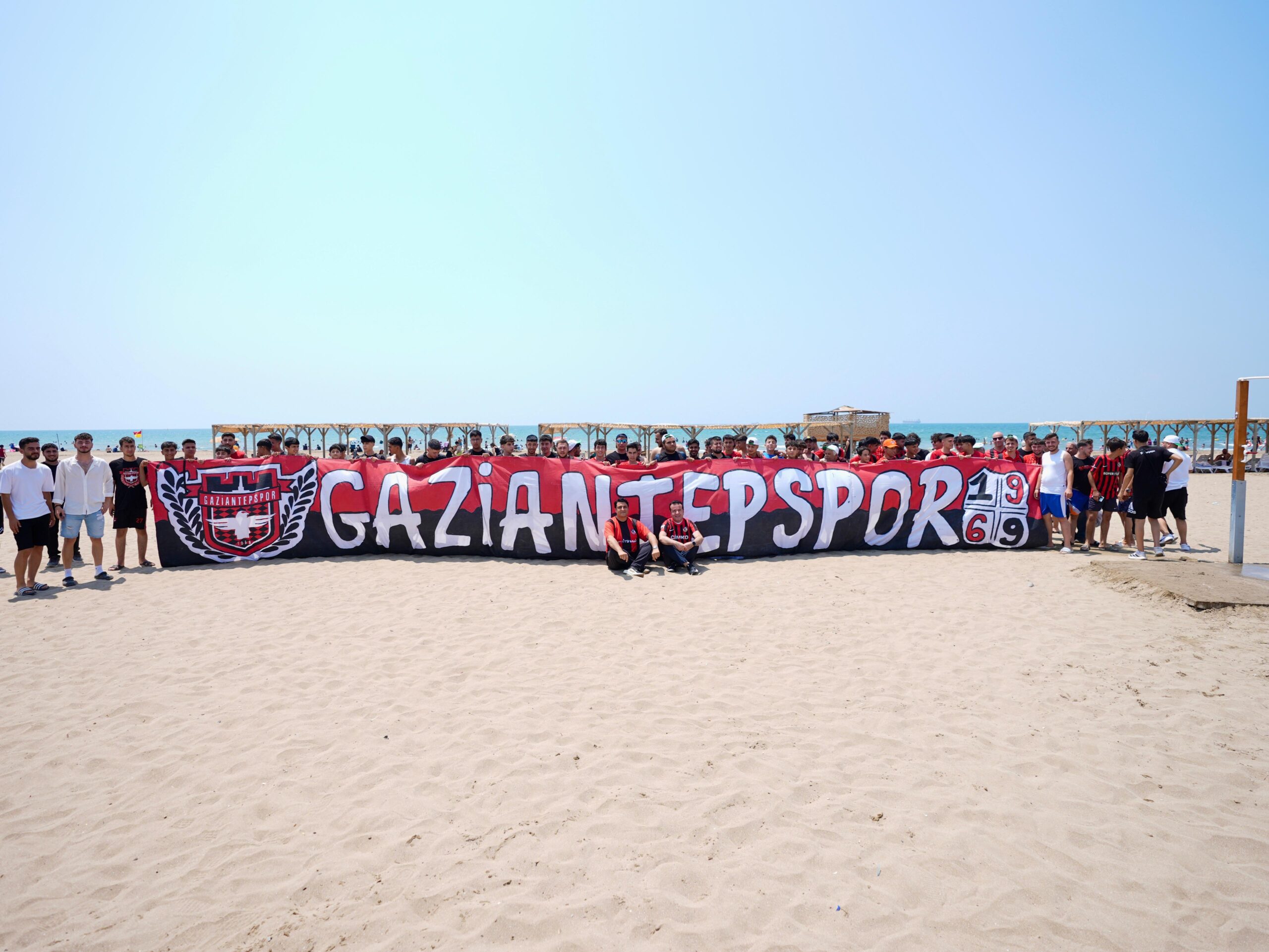 BAŞKAN YILMAZ’DAN GAZİANTEP FK TARAFTARLARINA VEFA DOLU JEST