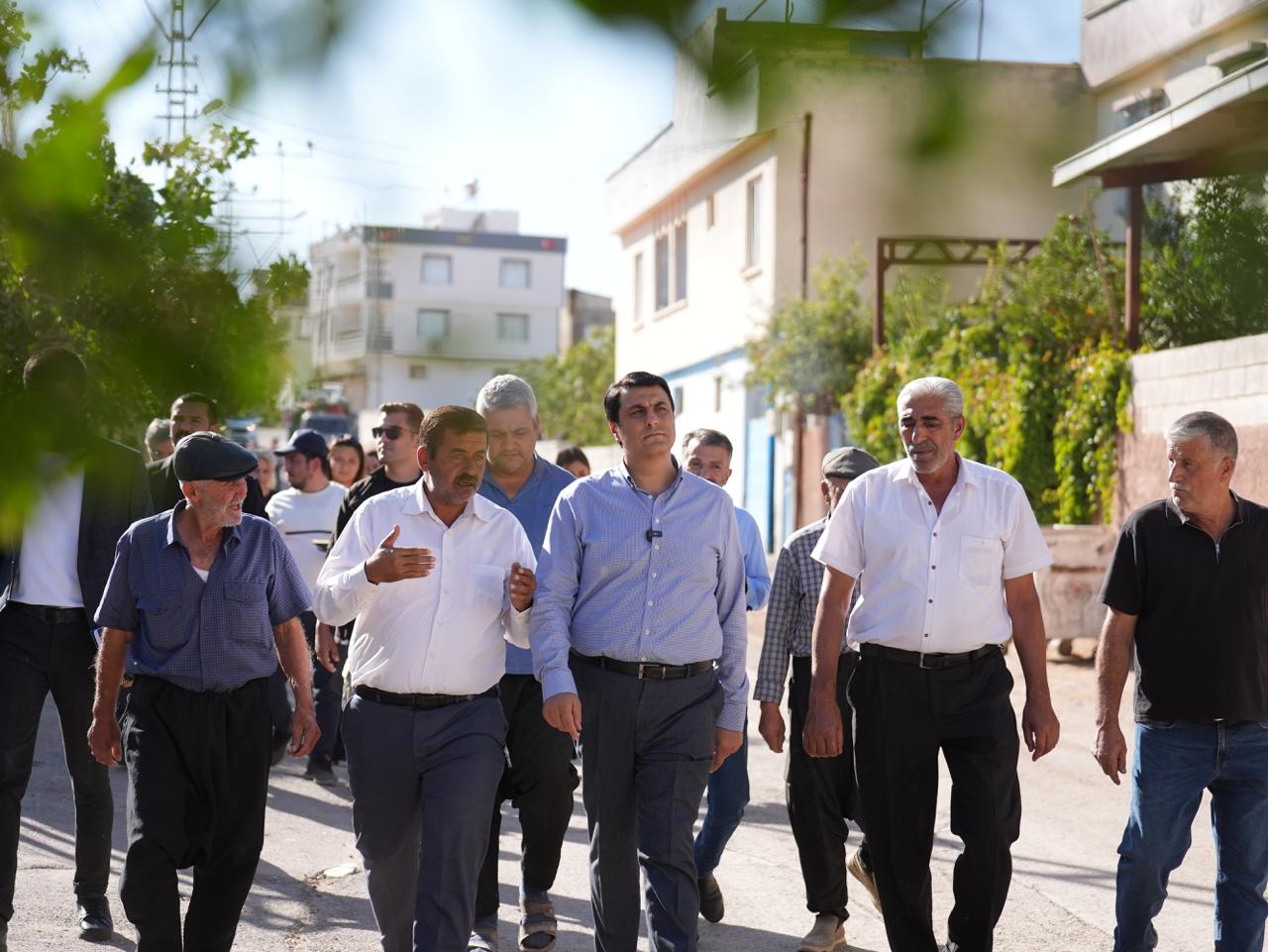 Başkan Yılmaz’dan Yukarı Arıl Mahallesi̇’ne Zi̇yaret