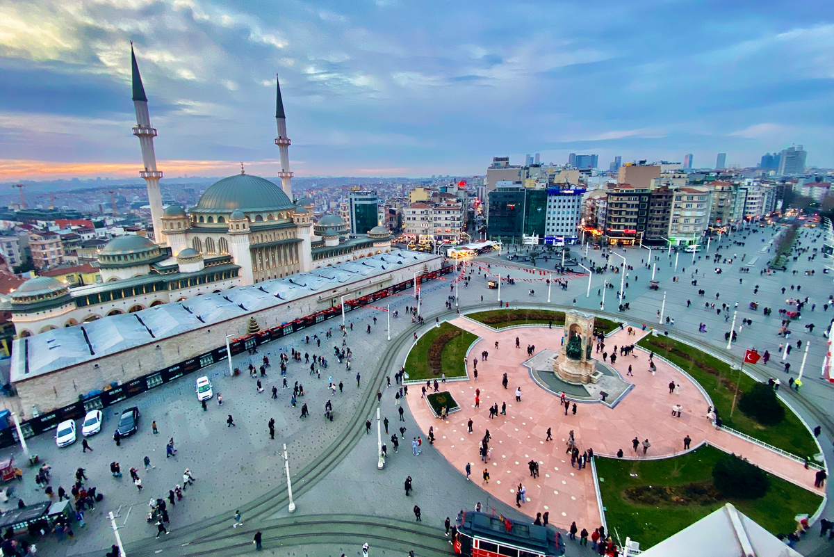 Beyoğlu’nda 1 Temmuz Boyunca Açık Alan Etkinliklerine Yasak
