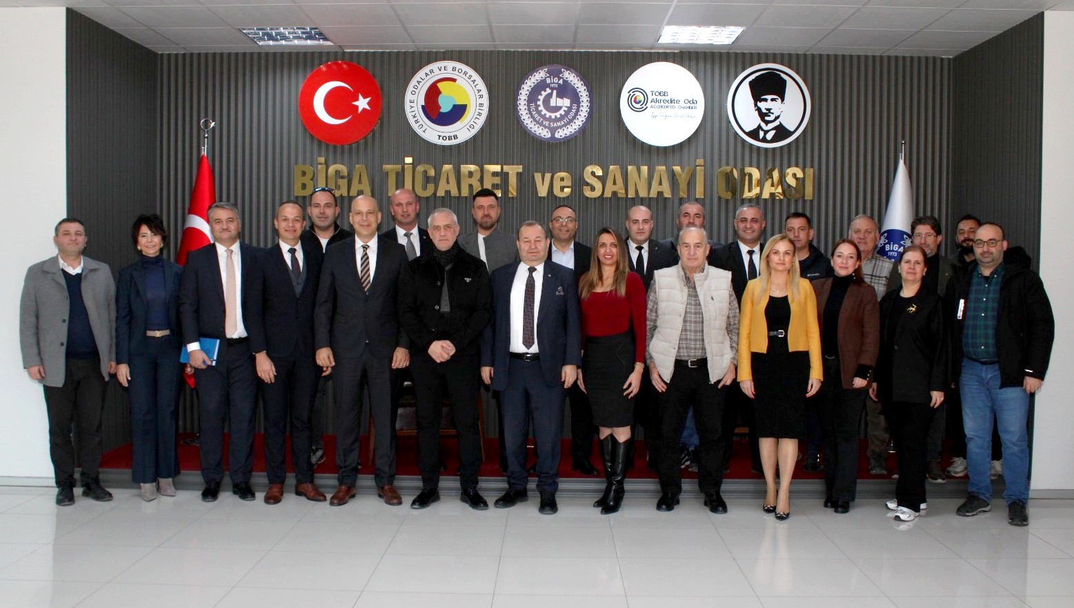 Biga’da Ekonomi Masaya Yatırıldı: Şadan Doğan’dan Bankalara “Kader Ortağıyız” Çağrısı