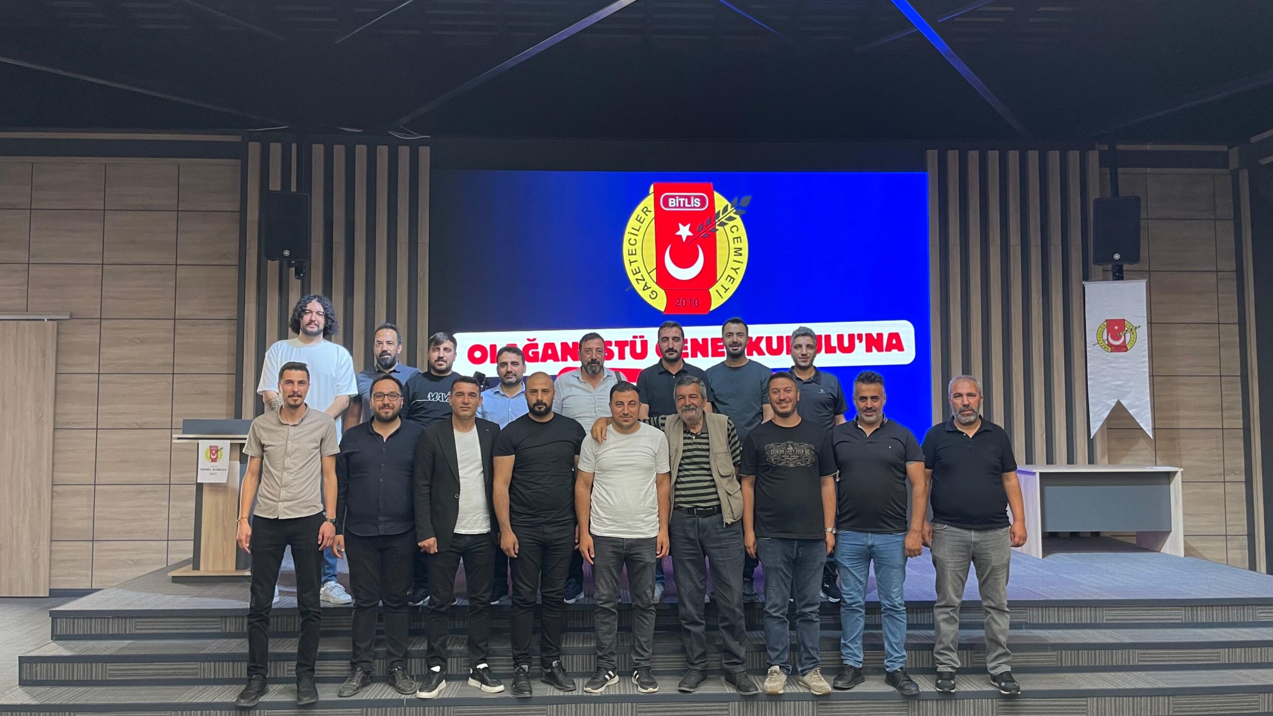 Bitlis Gazeteciler Cemiyeti 8. Genel Kurulunda Hakan Okay Başkan Seçildi