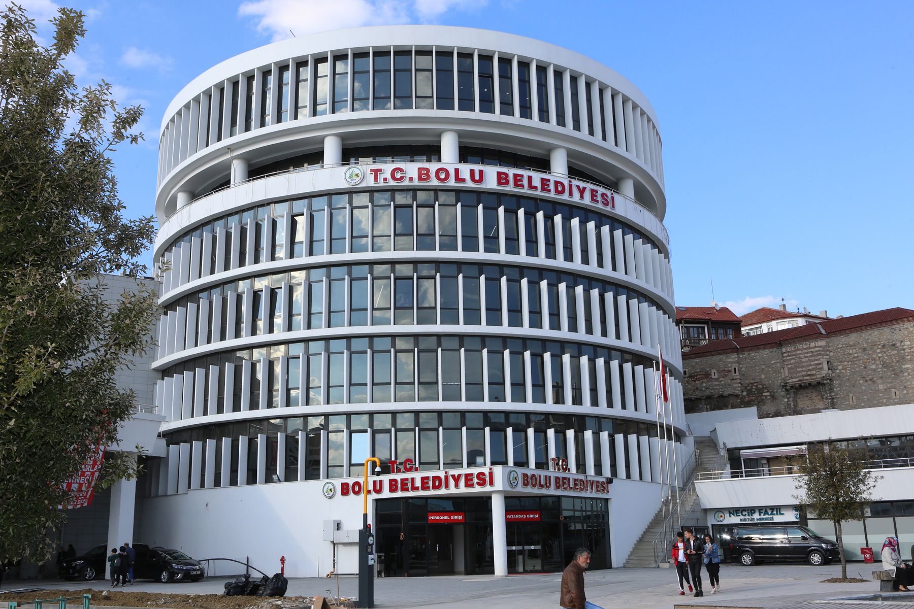 Bolu Belediyesi’nde Rüşvet Operasyonu Büyüyor: Tanju Özcan ve 3 İsim Hakkında Yeni Tutuklama Kararı