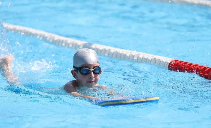 Bursa’da Yaz Spor Okulları Başladı: Sporla Dolu Tatil