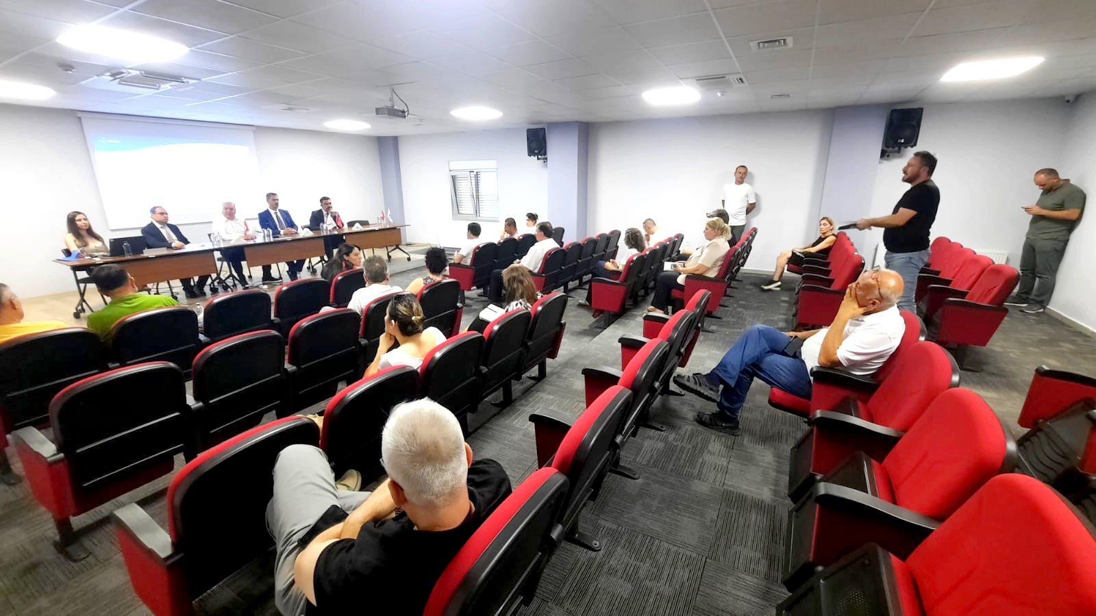 Çanakkale’de Yabancı Çalışma İzinleri Masaya Yatırıldı