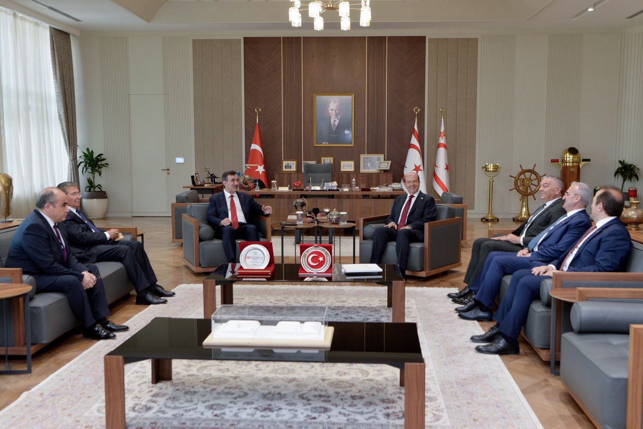 Cevdet Yılmaz ve Ersin Tatar KKTC’de Bir Araya Geldi