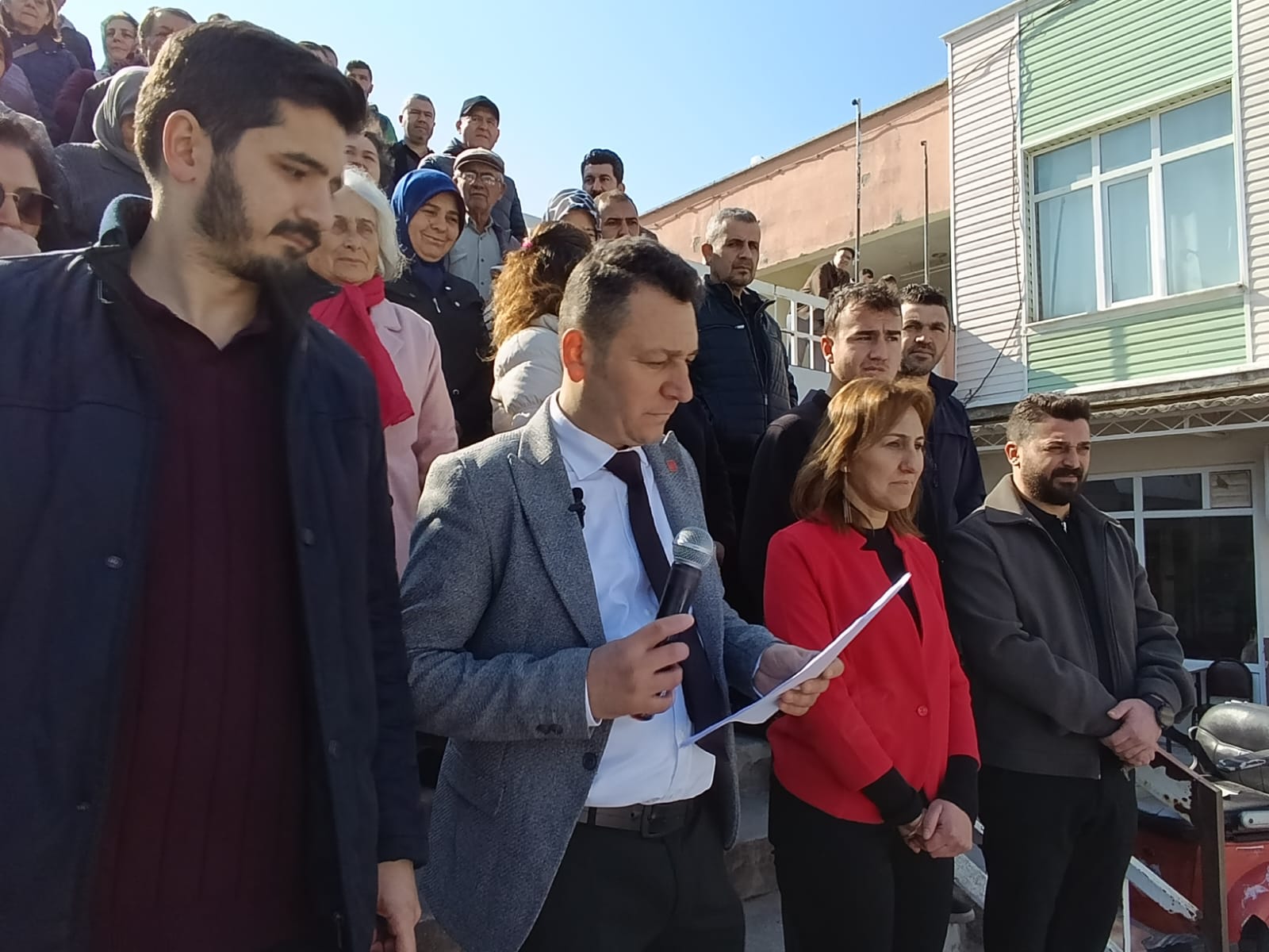 Chp Gördes İlçe Başkanlığı’nda Ekrem İmamoğlu’nun Mektubu Okundu