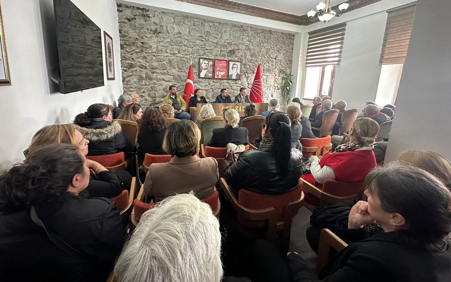 CHP Kars’ta Seçim Mesaisini Hızlandırdı: Genişletilmiş Örgüt Toplantısı Yapıldı