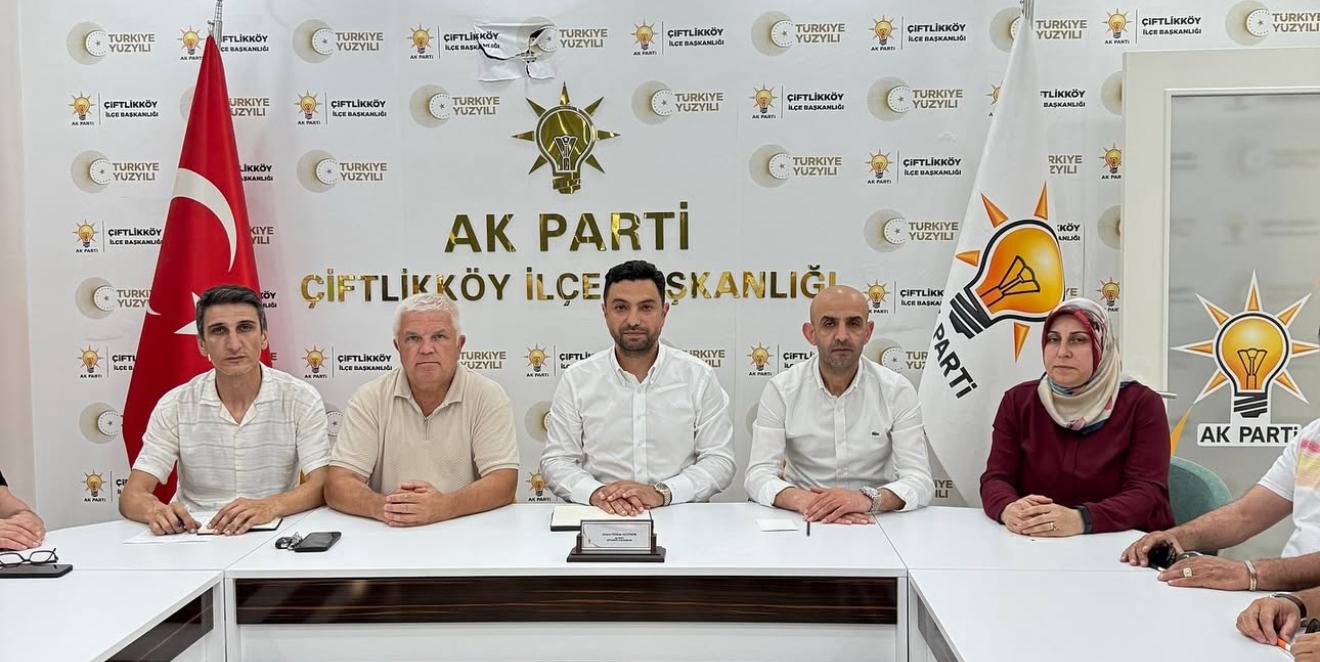 CHP’li Çiftlikköy Belediyesi’nden Sahilde İçki Hamlesi: Huzur Tehlikede