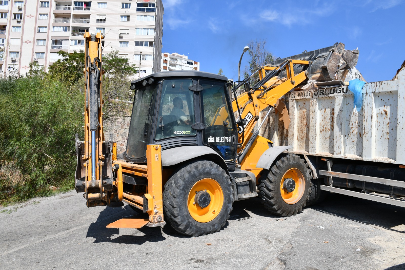 Çiğli’de Moloza Karşı Kararlı Mücadele: Belediye Halkı Uyardı!