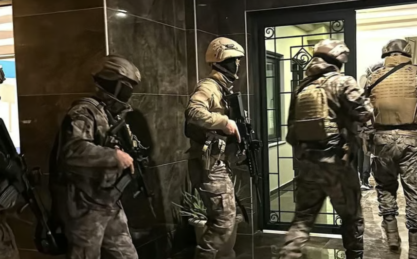 Çorlu’da 900 Polisle Asayiş Uygulaması: 26 Gözaltı