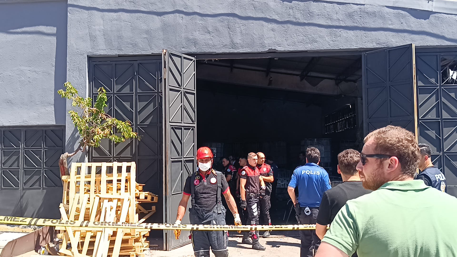 Çorum’da Atık Yağ Tankına Düşen Anne ve Oğlu Hayatını Kaybetti