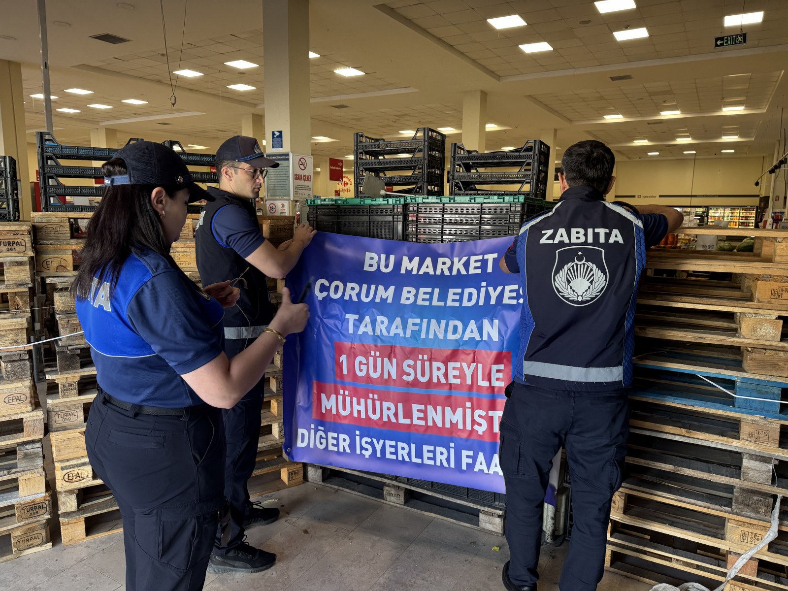 Çorum’da Tarihi Geçmiş Ürün Satan Market Mühürlendi