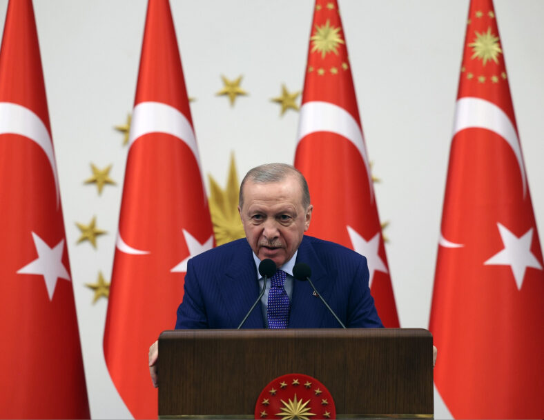 Cumhurbaşkanı Erdoğan Kadir Gecesi’ni Tebrik Etti