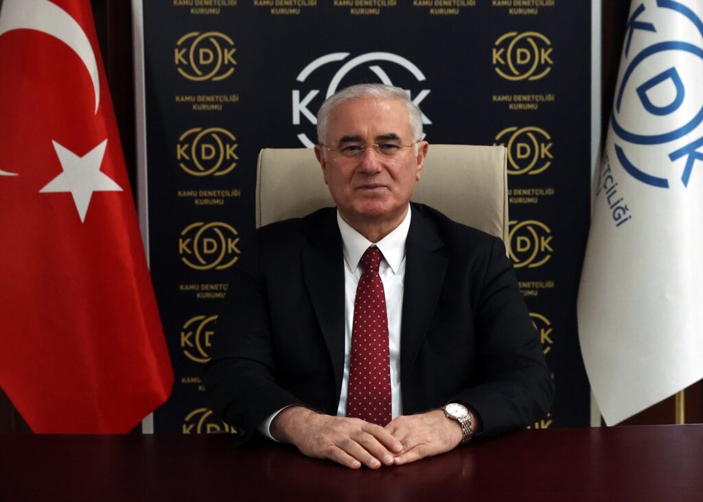 Cumhurbaşkanı Erdoğan, KDK Başdenetçisi Akarca’yı Kabul Etti