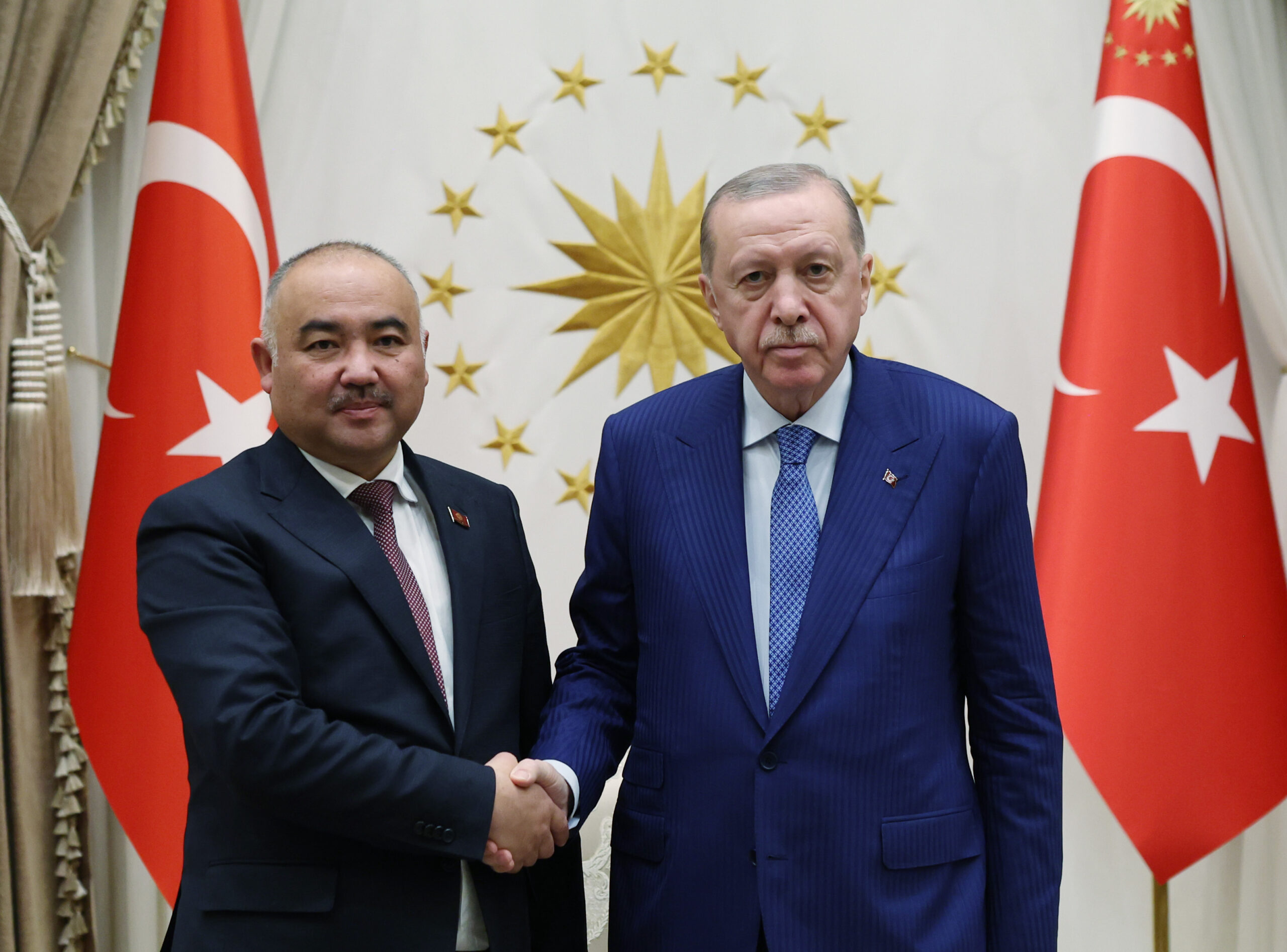 Cumhurbaşkanı Erdoğan, Kırgızistan Parlamento Başkanı Uulu’yu Kabul Etti