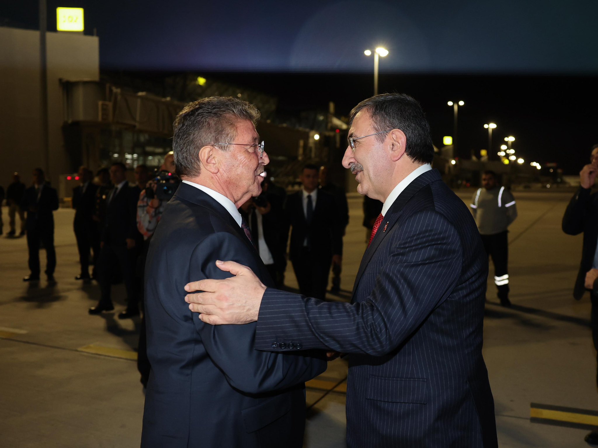 Cumhurbaşkanı Yardımcısı Cevdet Yılmaz, KKTC’nin 42’nci Yıl Dönümü Törenleri İçin Lefkoşa’da