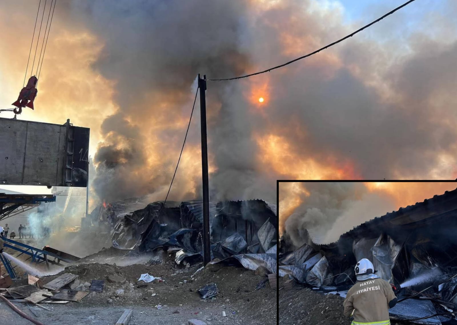 Defne Çekmece’de Konteyner Yangını Korkuttu