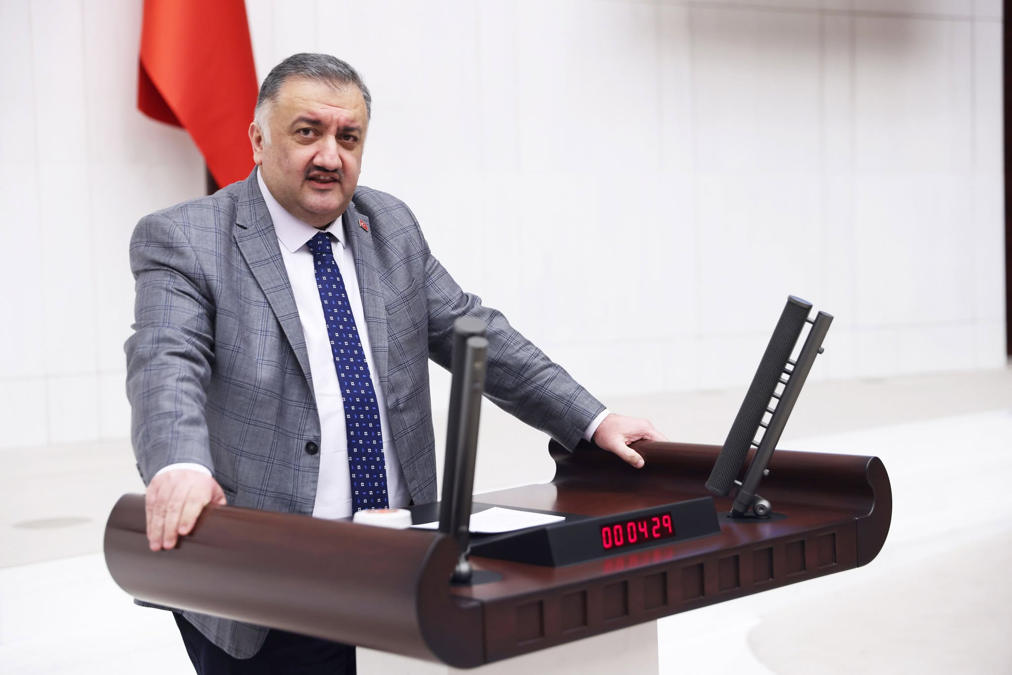 DEVA Partili Karal, Şap Salgınını Meclis Gündemine Taşıdı