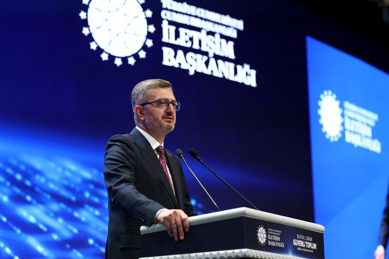 Dijital Çağda Güvenli Toplum Paneli Düzenlendi: Bakan Tekin ve İletişim Başkanı Duran’dan Kritik Mesajlar