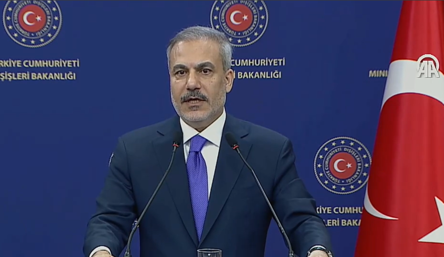 Dışişleri Bakanı Hakan Fidan, İranlı Mevkidaşı Abbas Arakçi ile Görüştü