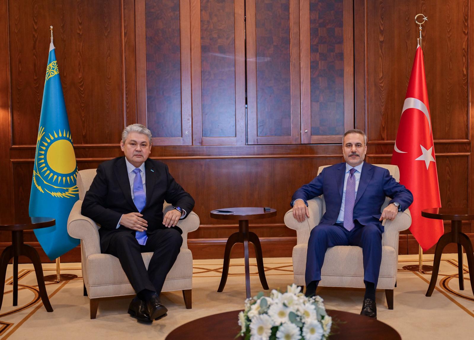 Dışişleri Bakanı Hakan Fidan, Kazak Mevkidaşı Koşerbayev ile Ankara’da Bir Araya Geldi