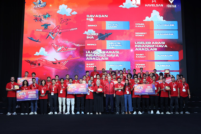 Düzce Üniversitesi Öğrencileri TEKNOFEST 2025’te Türkiye Birincisi Oldu