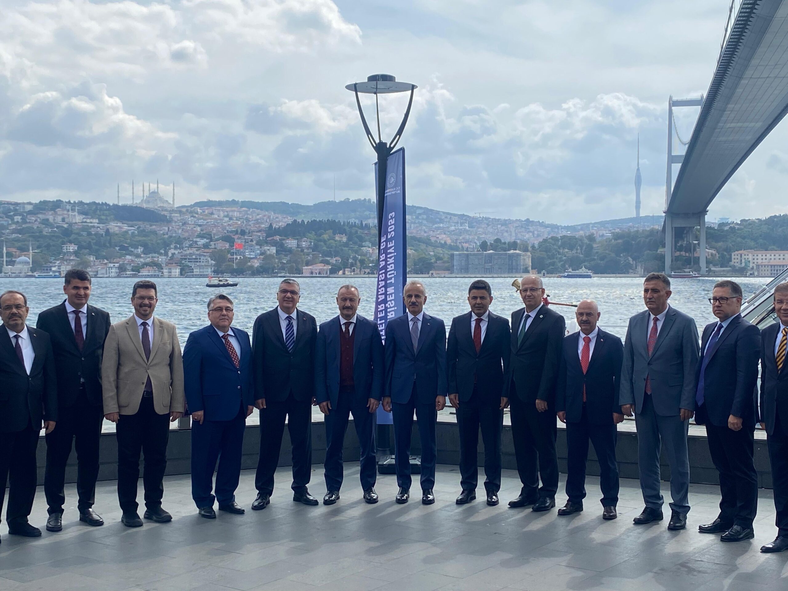Düzce Üniversitesi Öğrencilerinden UDHAM Fikir Yarışmasında Takdire Değer Başarı