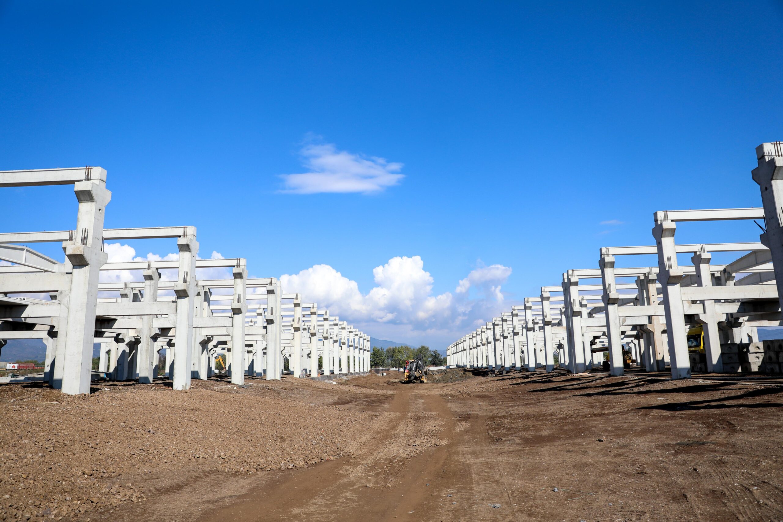 Düzce’de Beltaş Sanayi Sitesi’nin 2. ve 3. Etap Çalışmaları Hızla Devam Ediyor