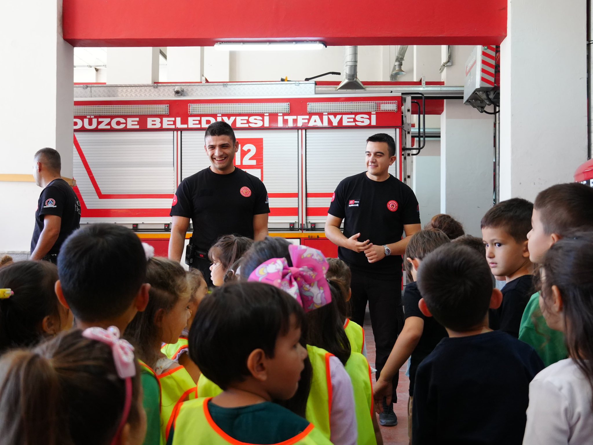 Düzce’de Minik Öğrenciler İtfaiyeci Oldu